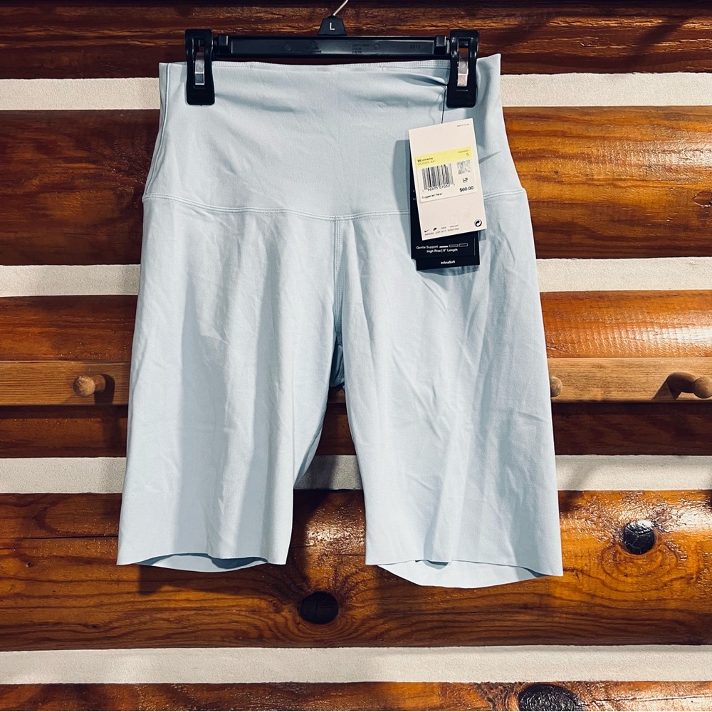 Nike Zenvy Women's Light Blue Bike Shorts Small